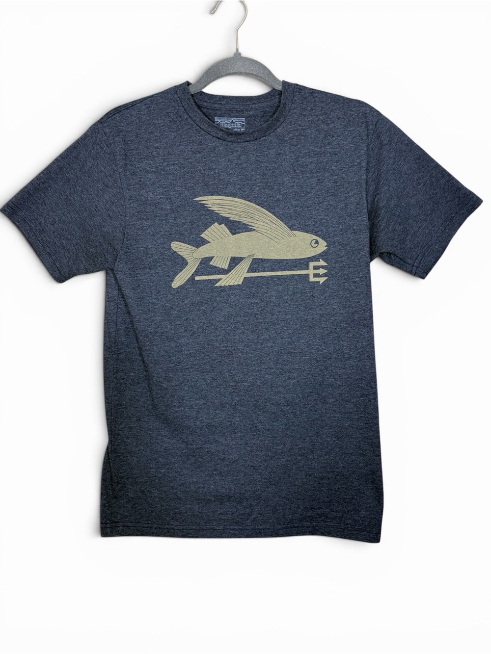 Patagonia Flying Fish Slim Fit Navy Heather Graphic Tee- men’s S
